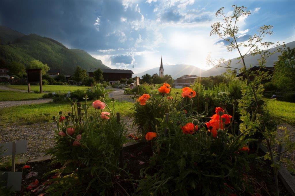 Garni Roesslhof Hollersbach im Pinzgau Exterior foto