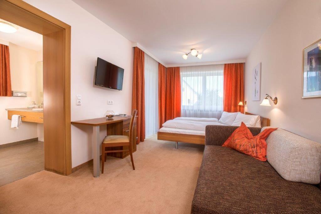 Garni Roesslhof Hollersbach im Pinzgau Exterior foto